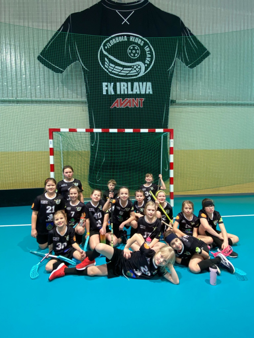 Florbola spēle U10 meitenēm