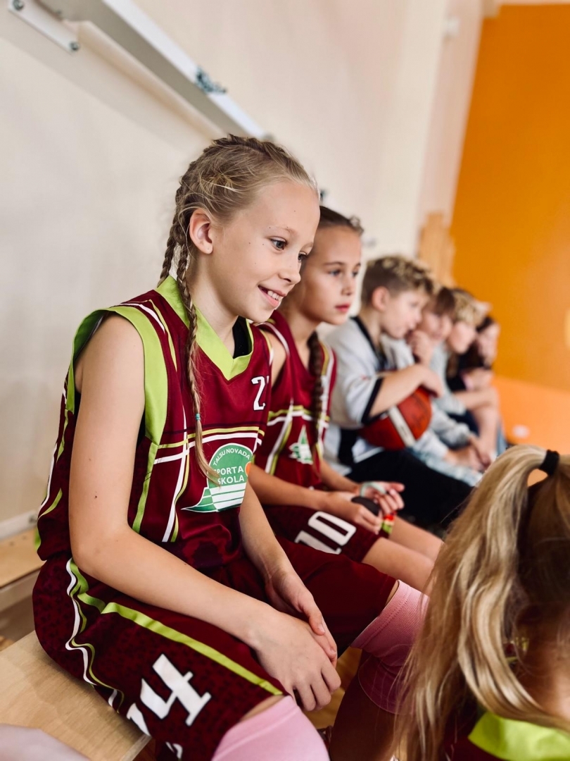 Basketbols U12 meitenēm