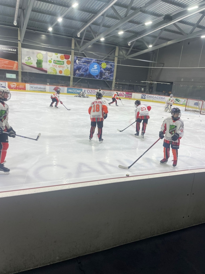 Hokejs U12 un U14 grupai