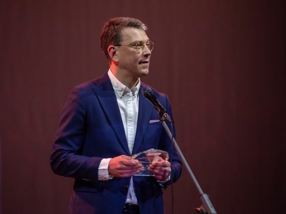 Balvu pasniedz Saeimas deputāts Edgars Zelderis (41)