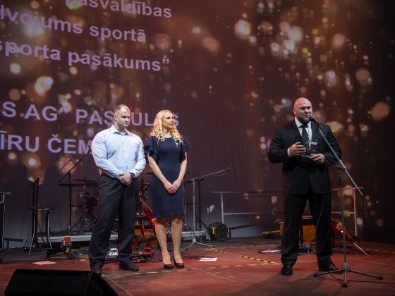 Balvu par labāko sporta pasākumu saņem Dainis Zāģeris un SIA „Priedes AG'' (65)