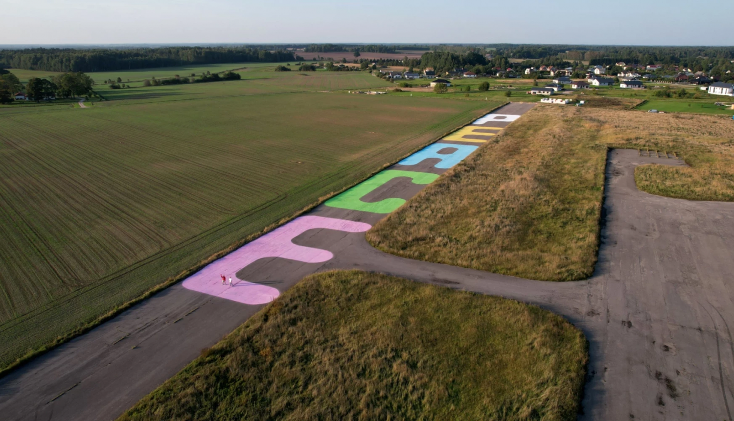 Talsu novadā tapis lielākais „PEACE” uzraksts pasaulē